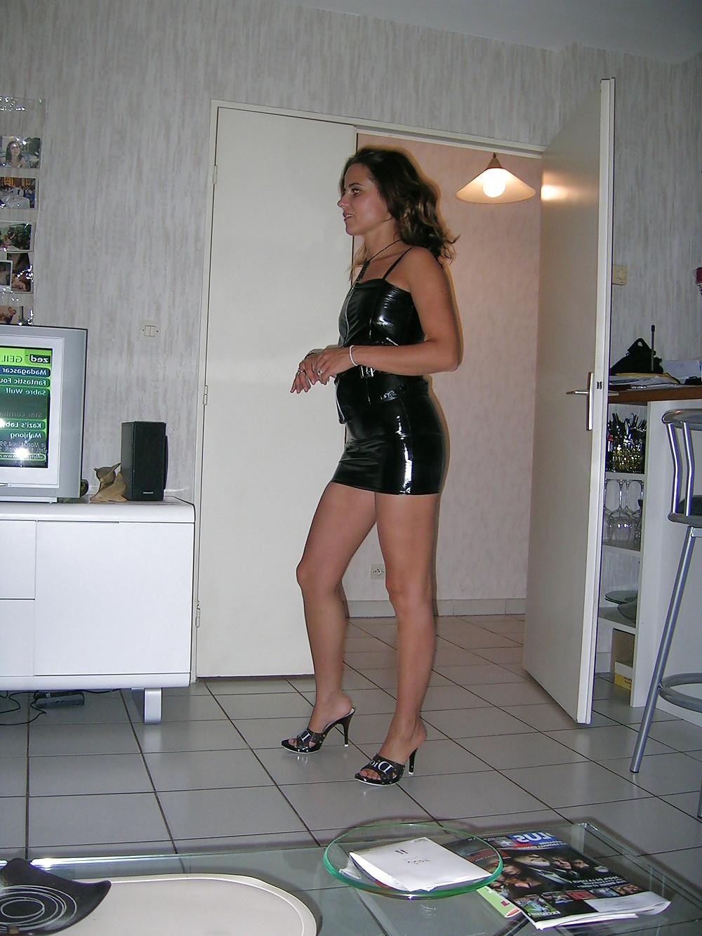 25P Bitch slut with hairy pussy