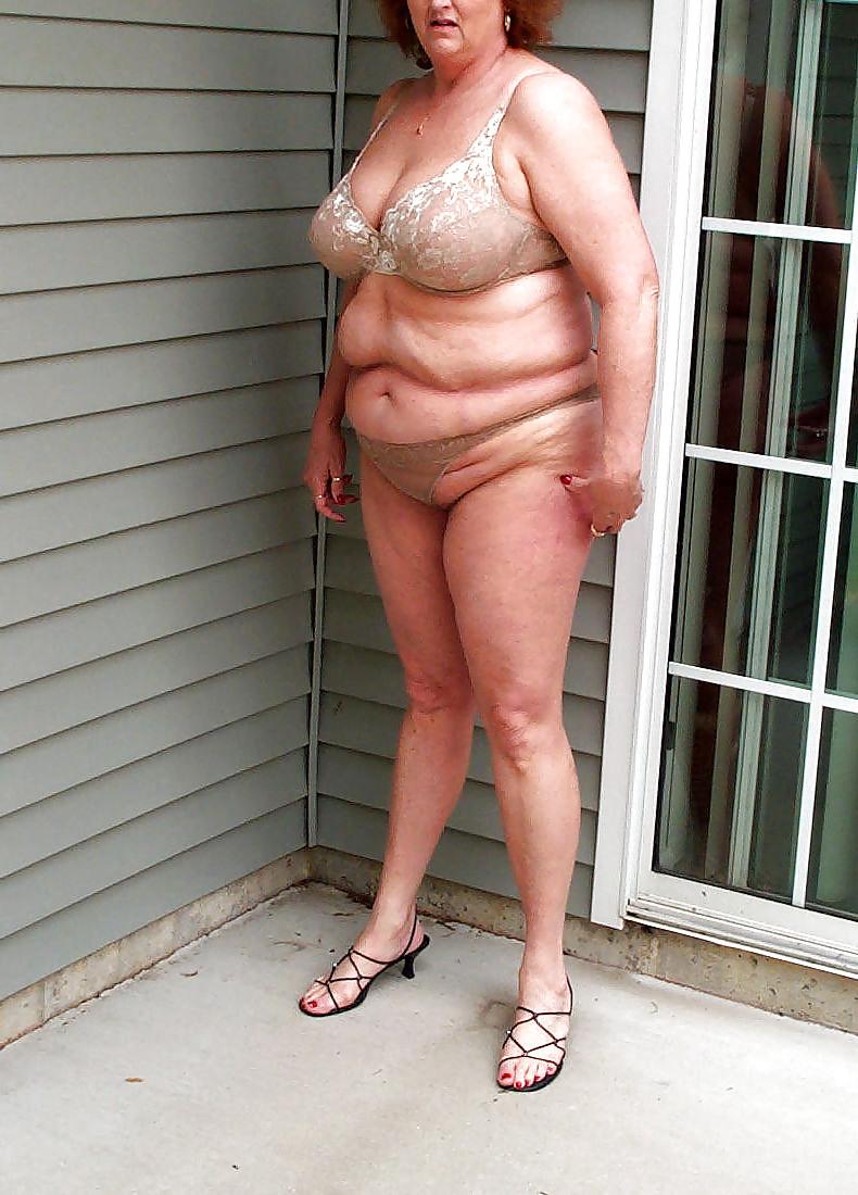 25P CHUBBY WOMEN 66
