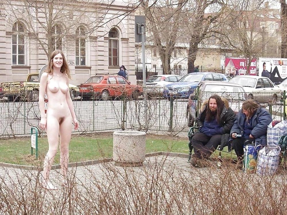 25P REALLY HOT GIRLS IN PUBLIC 20