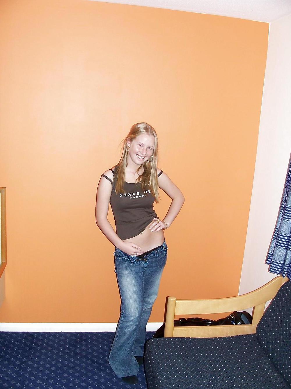 25P BLONDE DIRTY BITCH