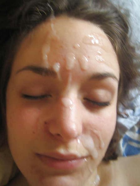25P Exposed:  Cute Girlfriend Gets Facialized