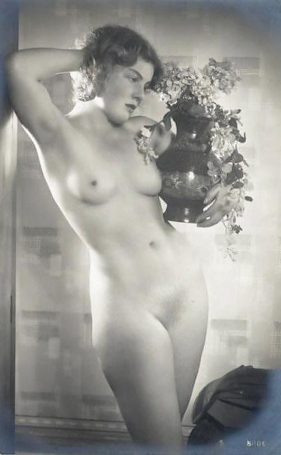 18P Vintage Erotic Photo Art 6 - Nude Model 3 c. 1940