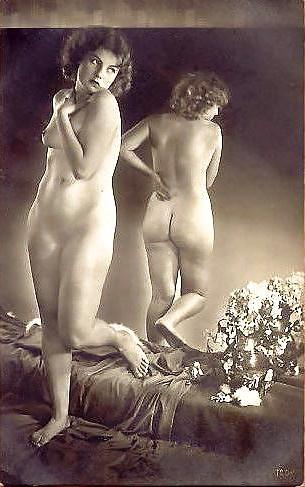 18P Vintage Erotic Photo Art 6 - Nude Model 3 c. 1940
