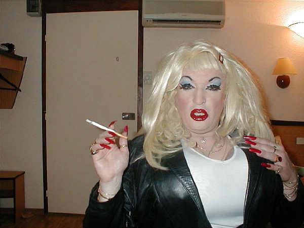 14P Leather Fetish Bitch