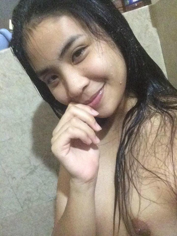 25P CUTE THAI GF NUDE PICS SET OF 76