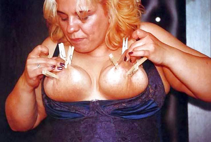 25P Nipples clamp Mature2