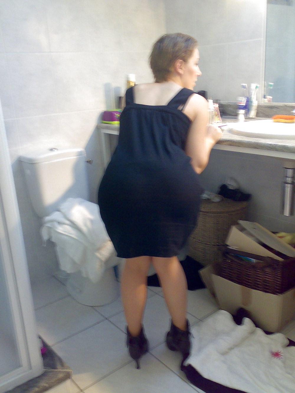 19P Slutyt bitch blonde teen  in stockings and upskirt! 