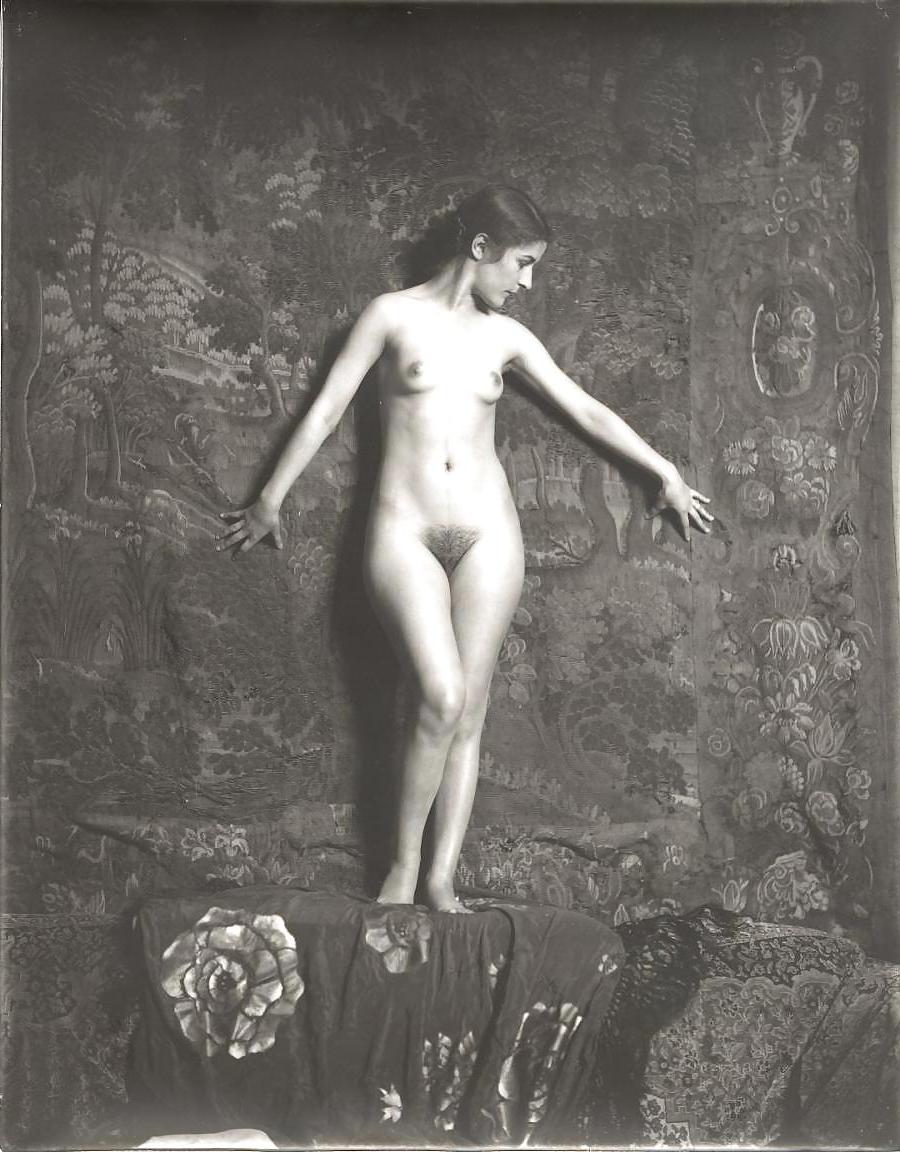 24P Vintage Erotic Photo Art 8 - Nude Model 5 Ziegfeld Girls