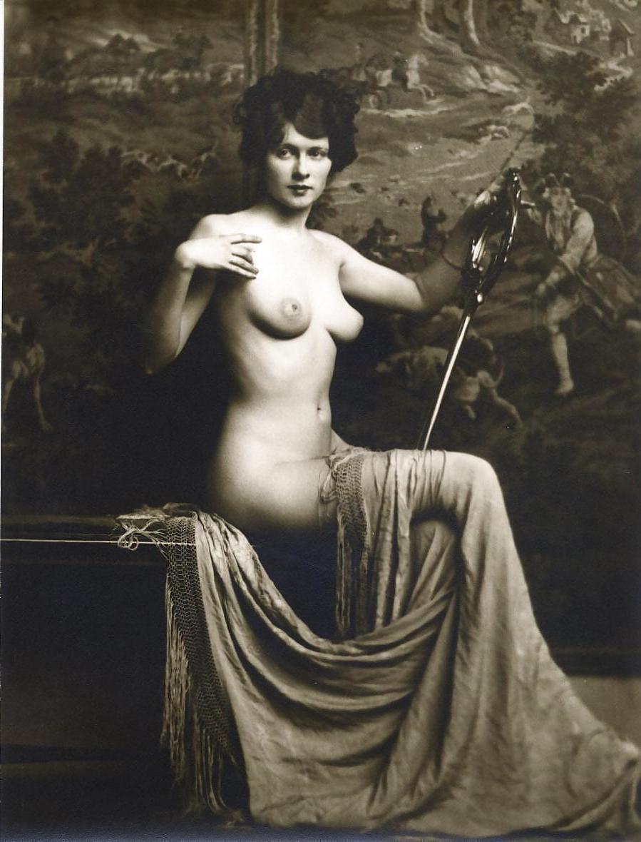 24P Vintage Erotic Photo Art 8 - Nude Model 5 Ziegfeld Girls