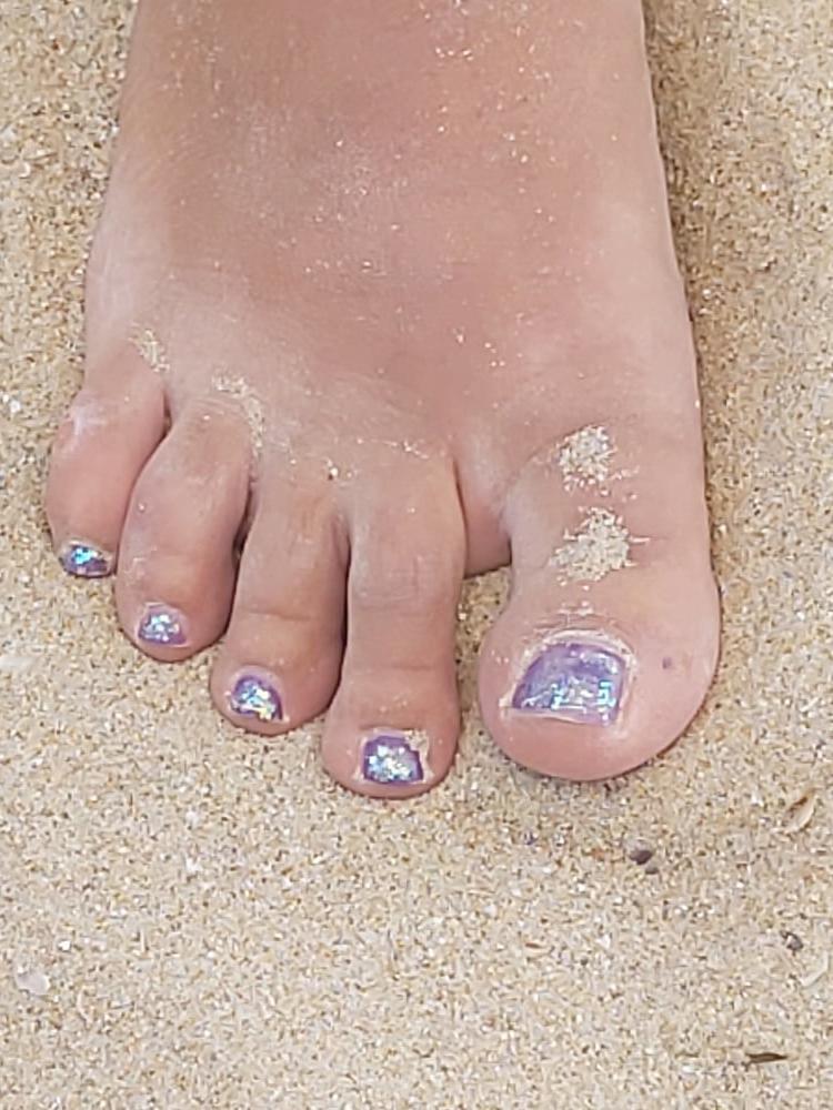 25P My precious wife's sexy feet