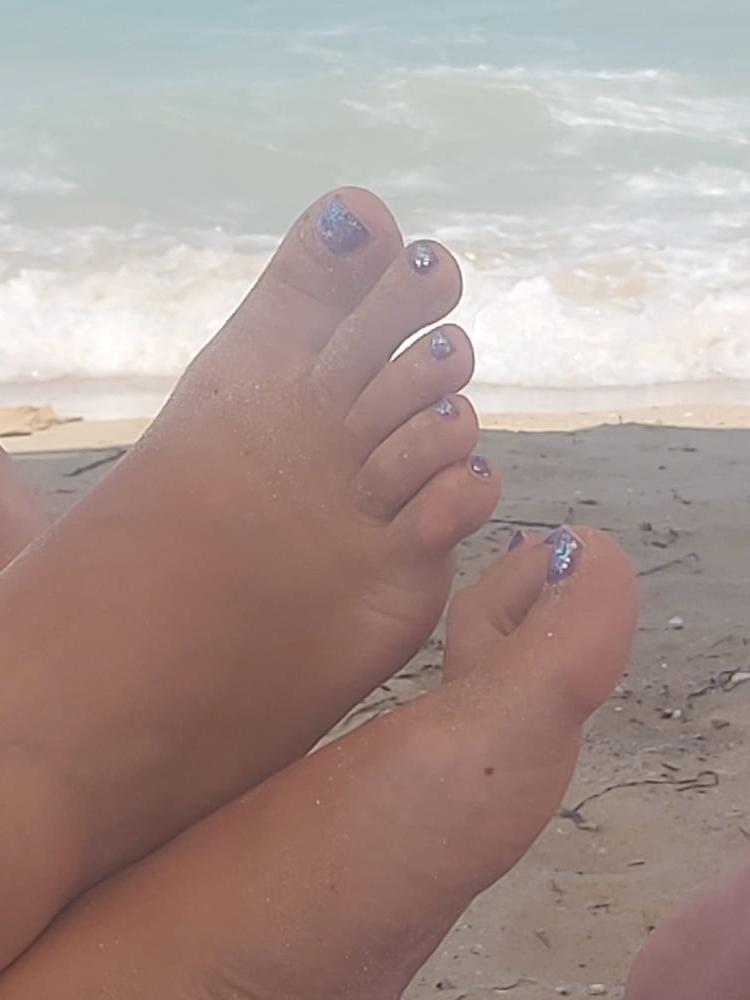 25P My precious wife's sexy feet