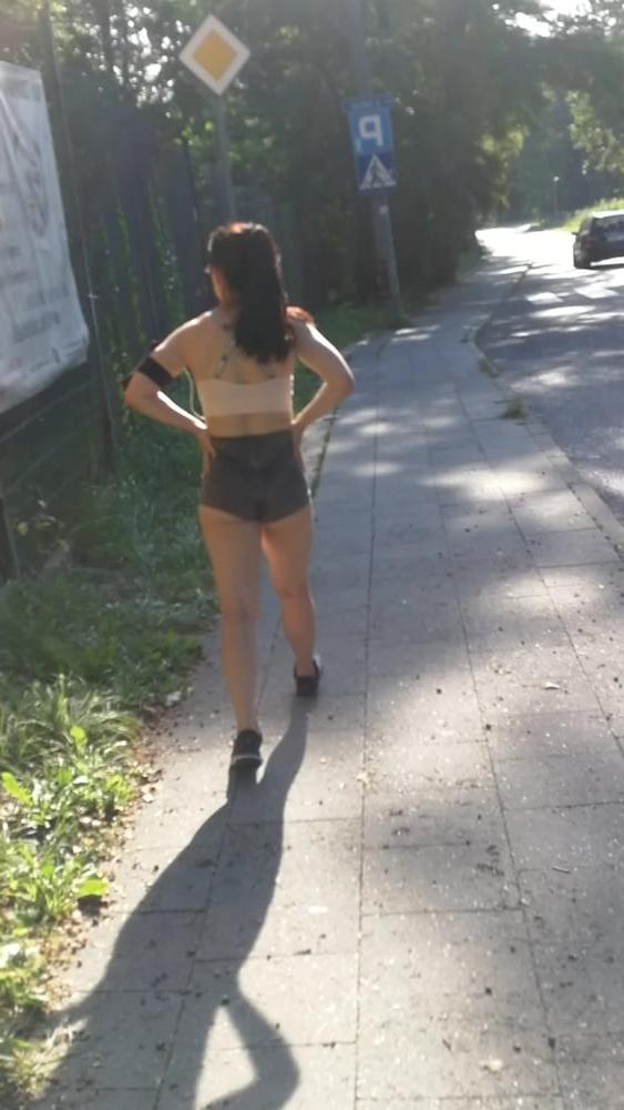 25P Polish teen bitch running
