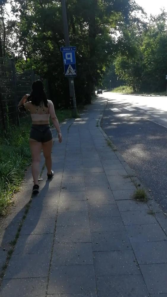 25P Polish teen bitch running