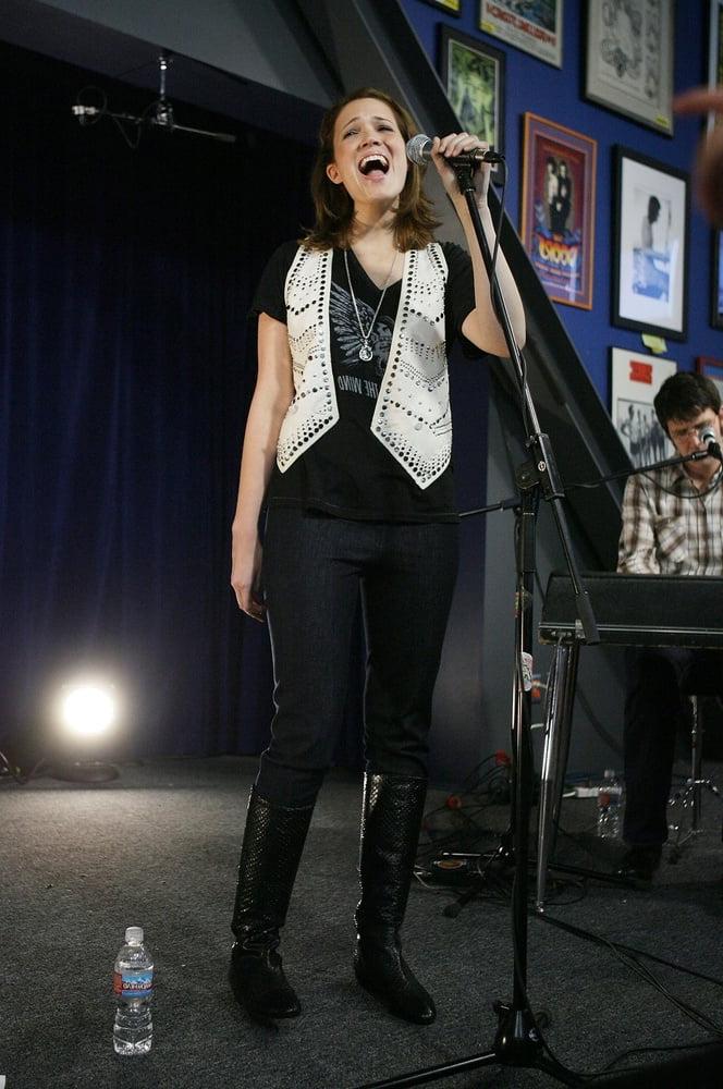 25P Mandy Moore - Live at Amoeba Music (26 May 2009)