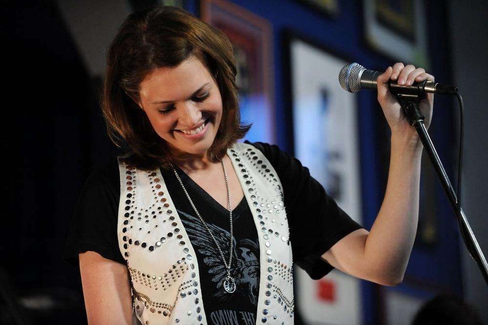 25P Mandy Moore - Live at Amoeba Music (26 May 2009)