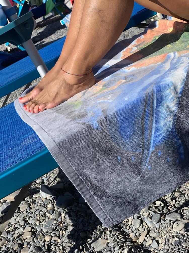 25P Hot Beach feet