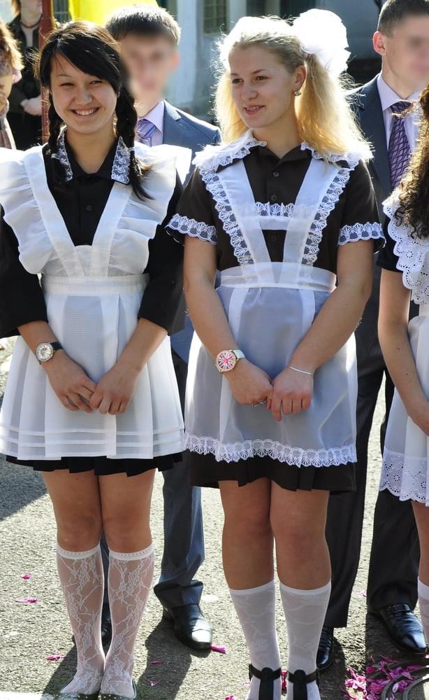 25P Cute teens