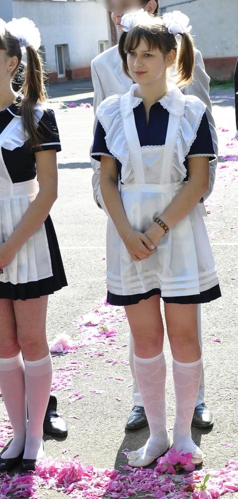 25P Cute teens