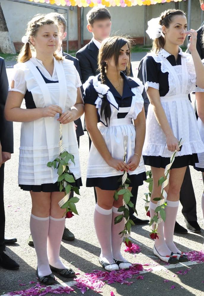 25P Cute teens