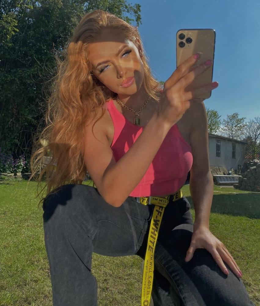 25P Erin black cock whore