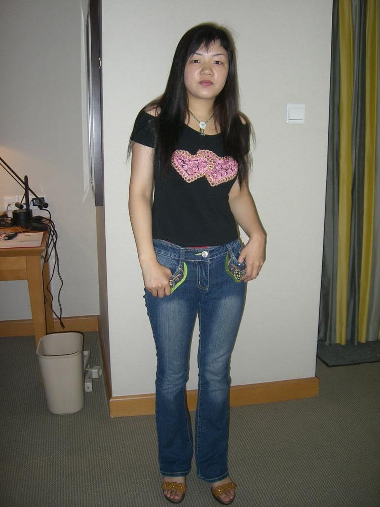 25P Cute hairy asian Carole sucks and fucks mov3