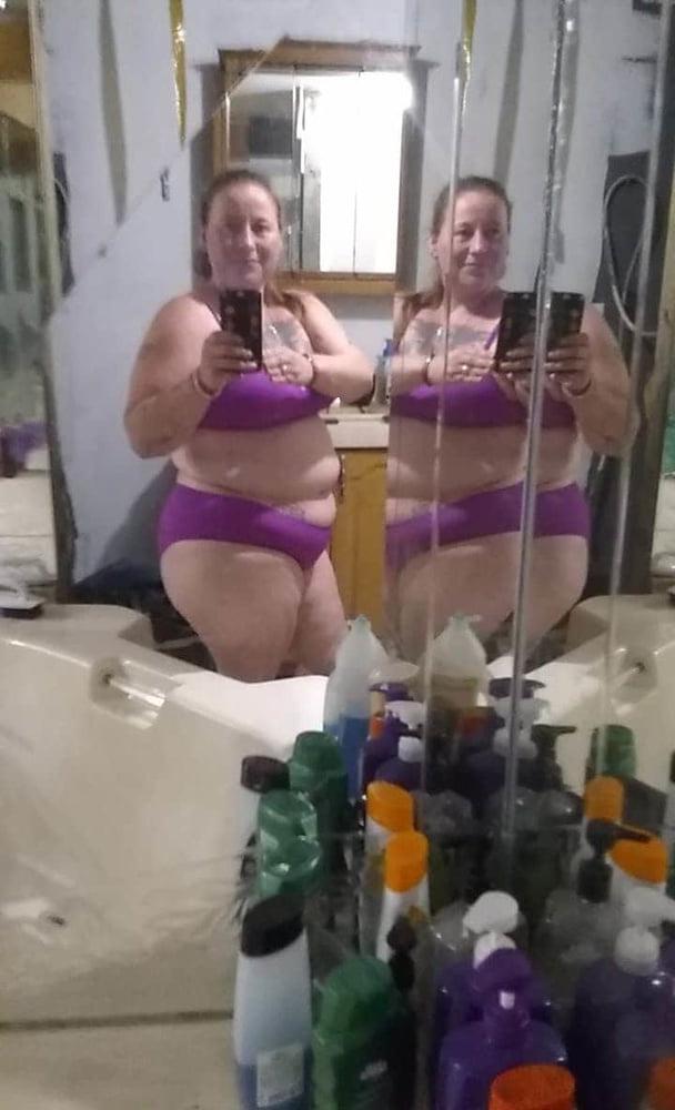 5P Chubby slut Kelly from KY wants you to see her