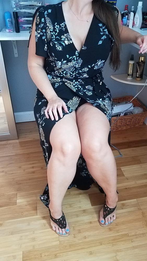 25P Turkish milf pussy feet