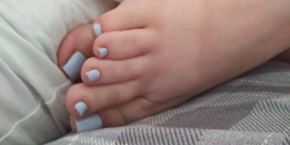 12P Wife's hot asleep feet