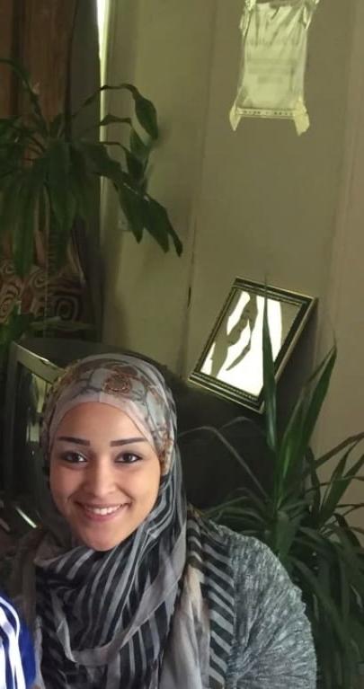 25P Worthless chubby Arab cunt