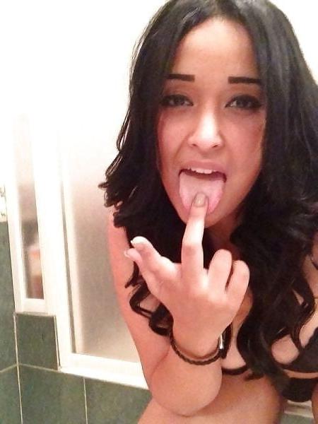 25P Worthless chubby Arab cunt