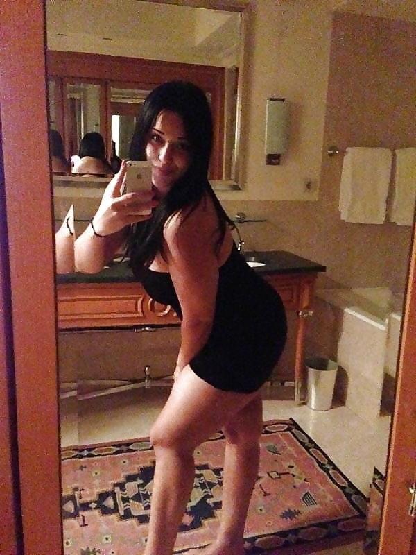 25P Worthless chubby Arab cunt