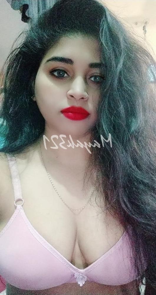 11P MERE RED LIPS  AUR MERA NANGA BADAN