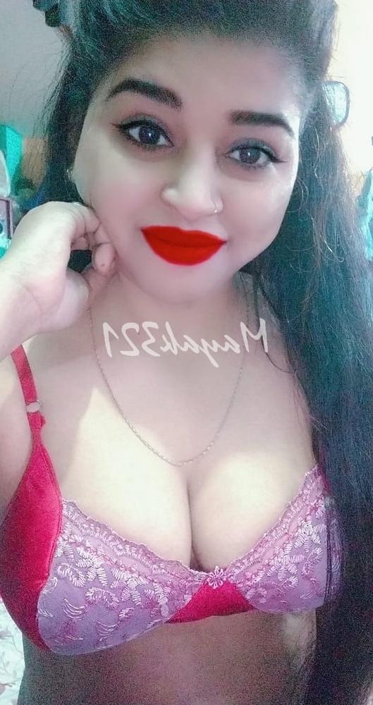 11P MERE RED LIPS  AUR MERA NANGA BADAN