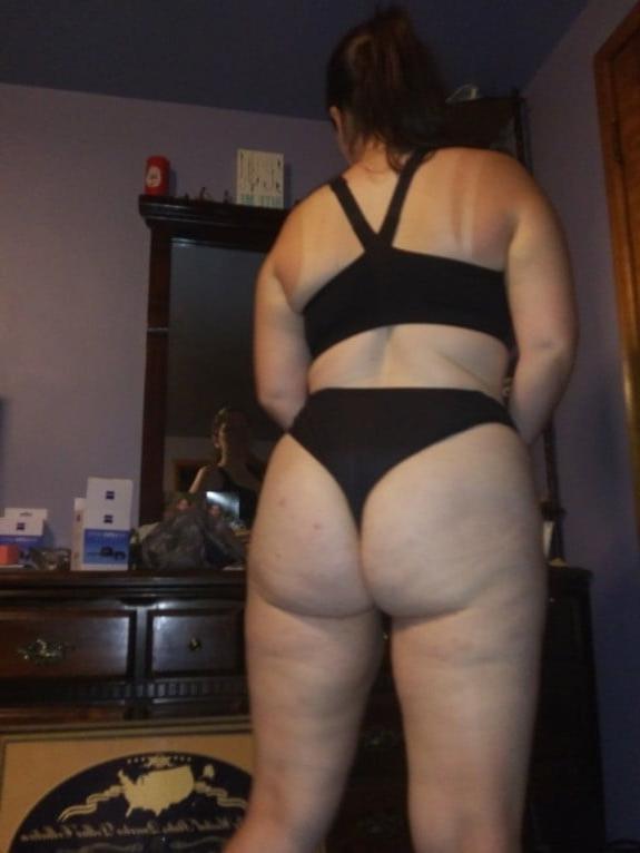 24P Bbw bitch Jess exposed
