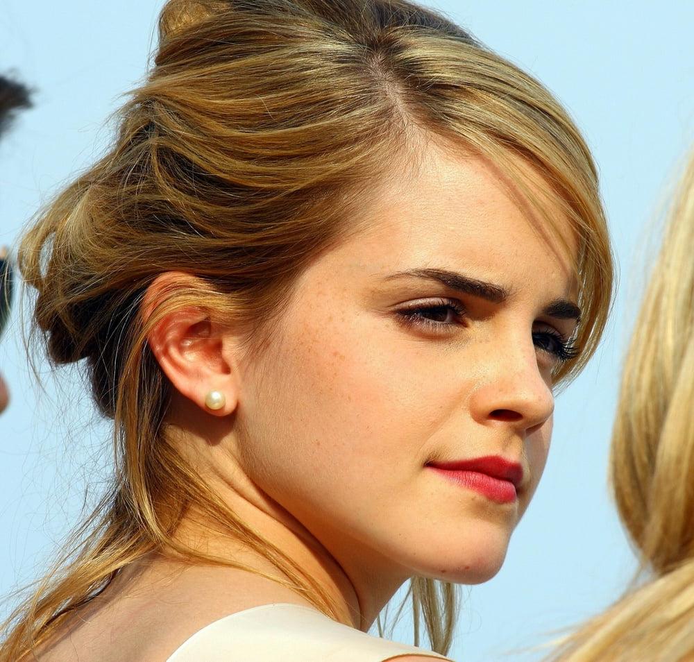 25P Cute &amp; Sexy Emma Watson
