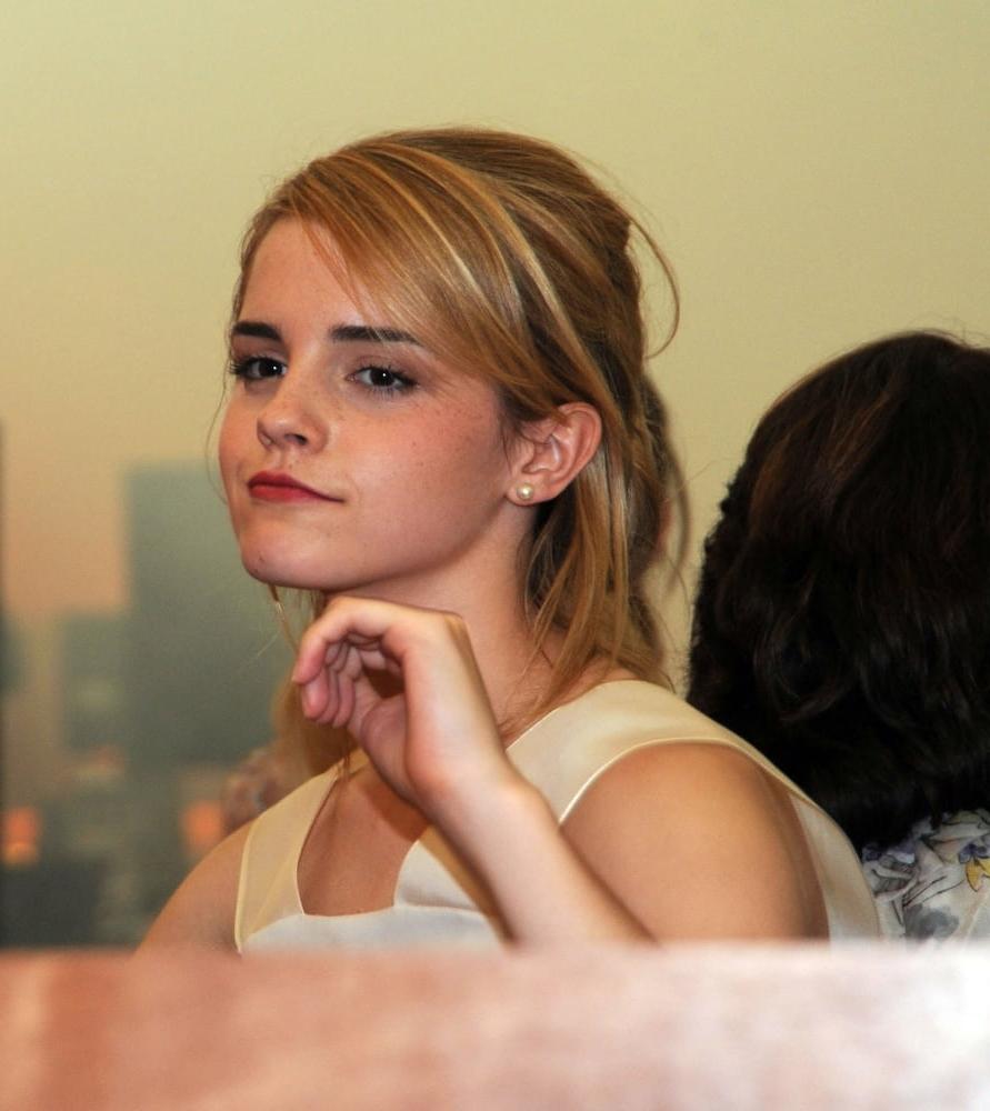 25P Cute &amp; Sexy Emma Watson