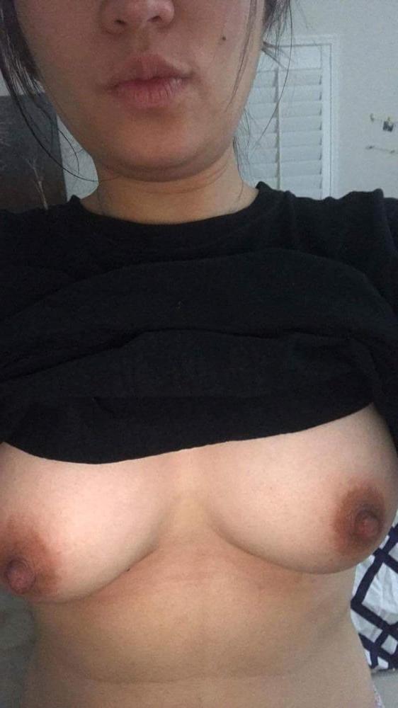 25P Cute innocent girl with her body on display