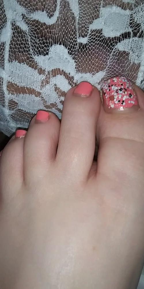 9P More wife's pretty feet