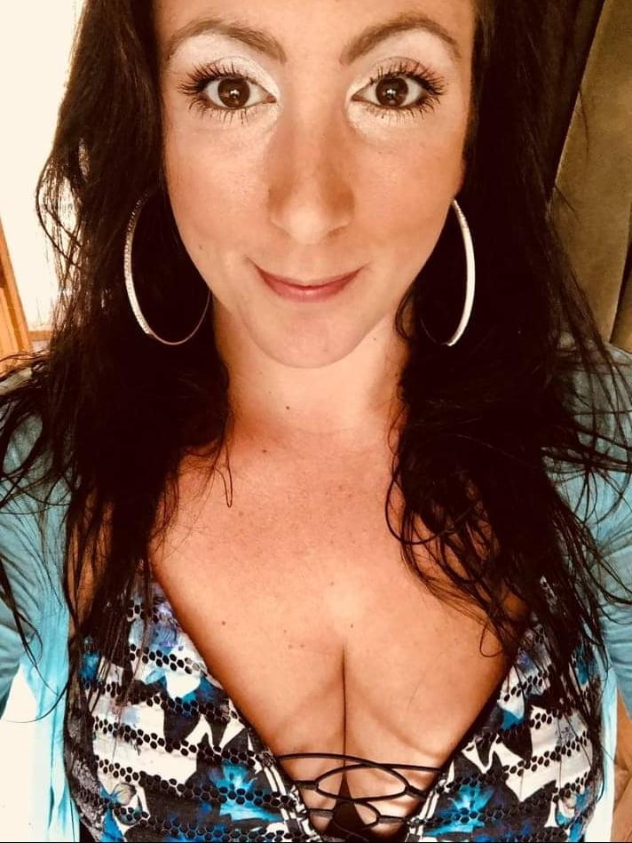 25P Dirty chubby slut Dawn