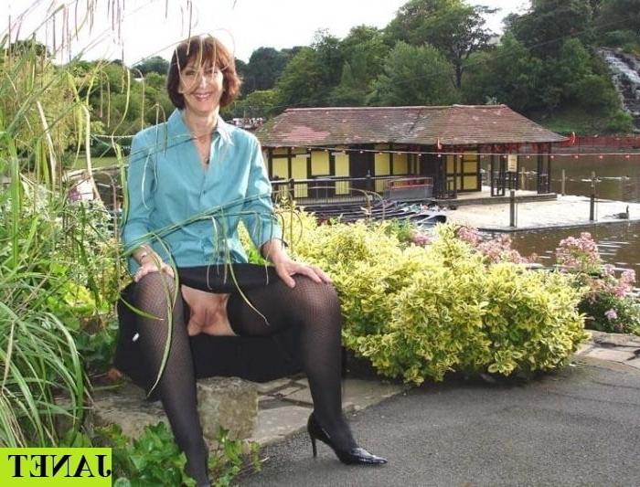 25P British whore Janet is a meaty three-hole-fuckdoll