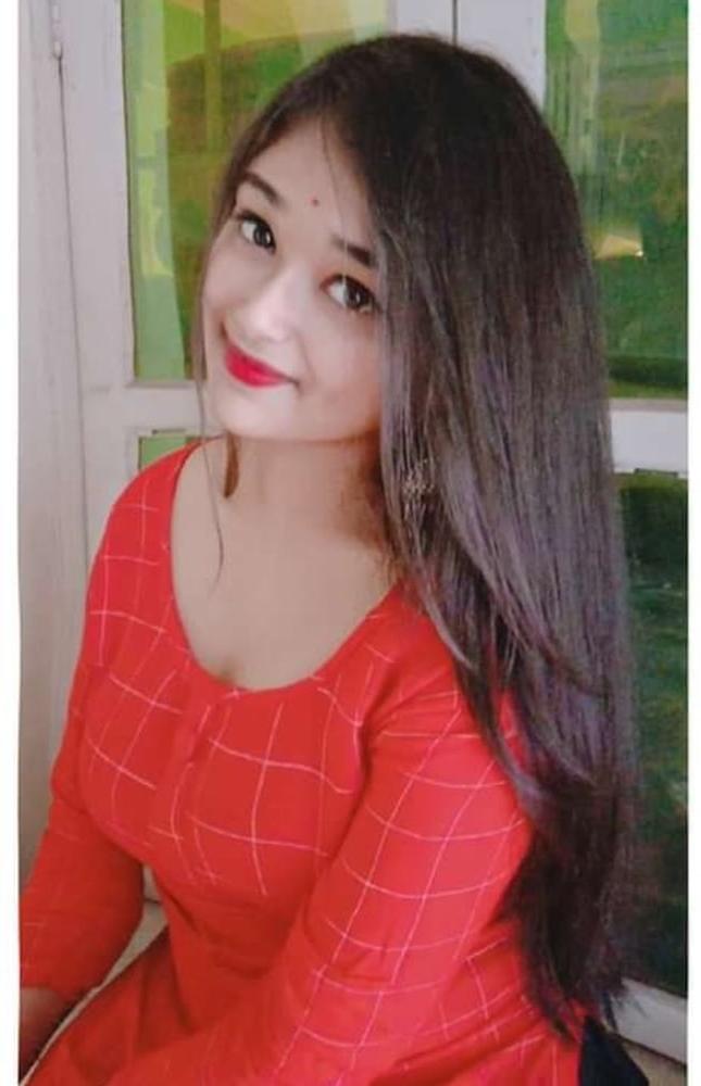 25P Cute and hot indian bengali girlfriend