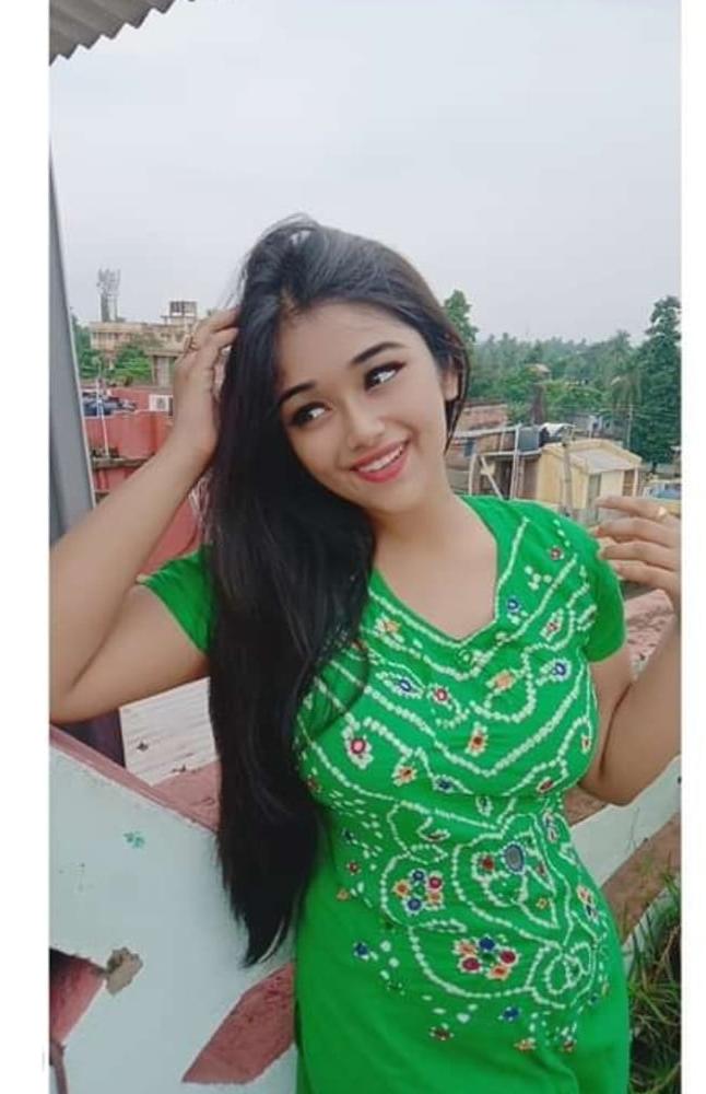 25P Cute and hot indian bengali girlfriend