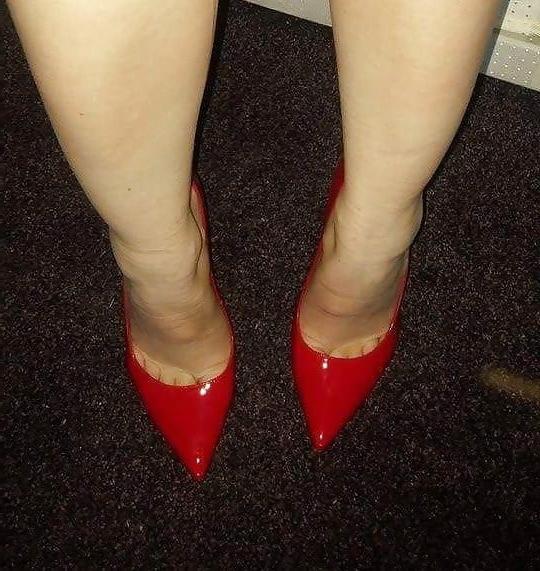 25P My sexy feet in stocking and heels