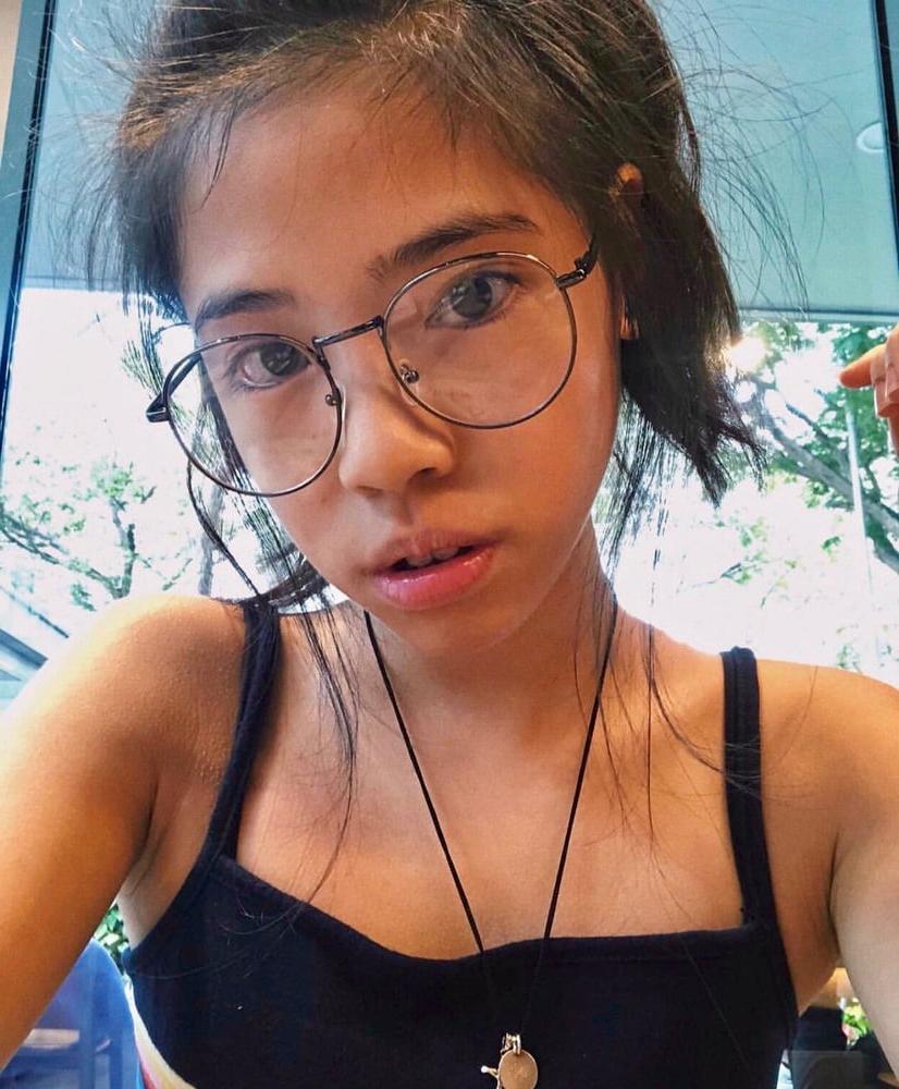 25P Cute SG Teen Girl Laybawh (non porn)