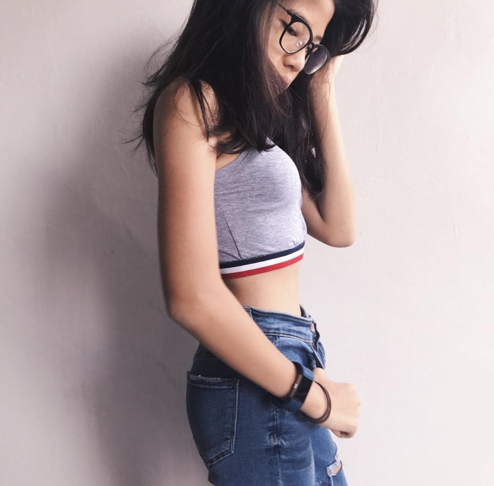 25P Cute SG Teen Girl Laybawh (non porn)