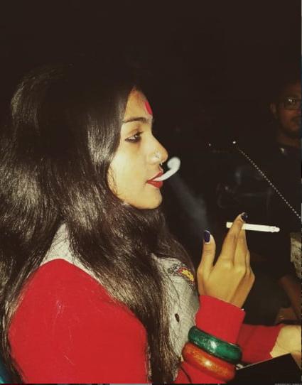 25P Lusty Desi Bitch ADMITS to having SEX WITH TEACHERS