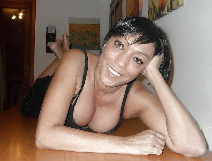 7P My Bitch Aunt 