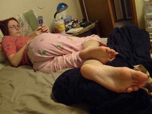 9P Yummy Bobbi's teen feet