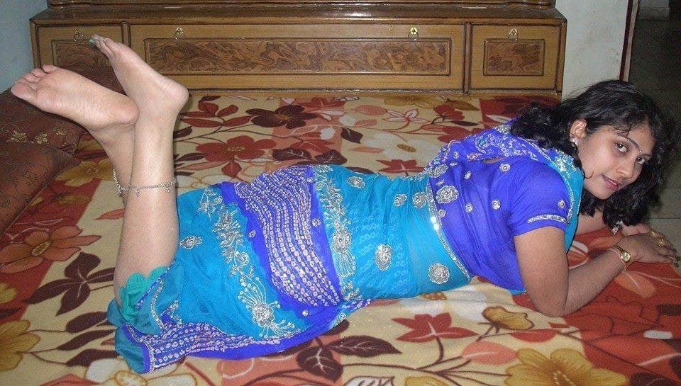 25P Sexy Indian feet