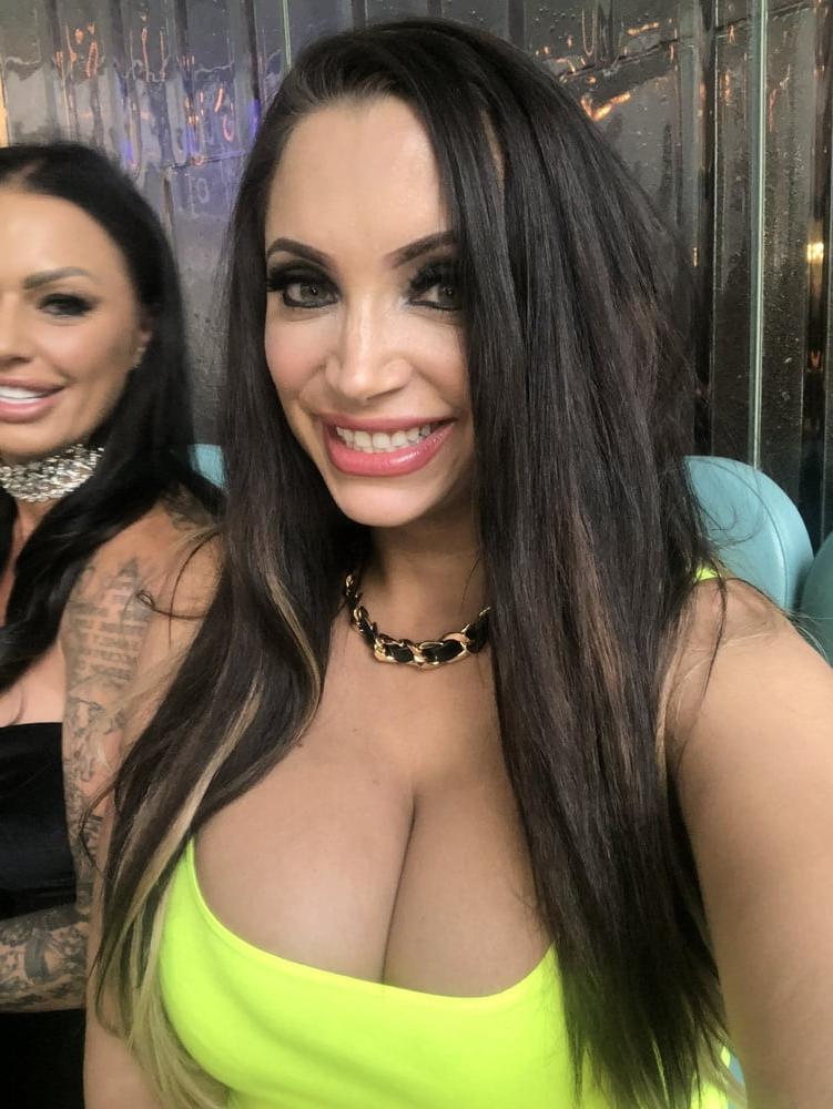 25P British Porn Stars